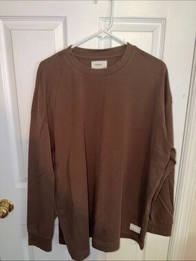 Minimalist Brown Long-Sleeve Crewneck Shirt
